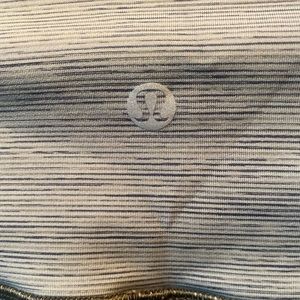 Lululemon Wunder Under workout leggings
